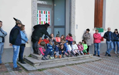 Toccante cerimonia al restaurato del MONUMENTO AI CADUTI